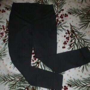 Hilary Radley Skinny Pull-On Pants – Size Small NWOT